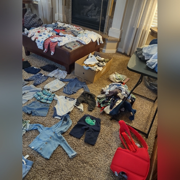 Big bundle of baby boy clothes euc - Picture 4 of 16